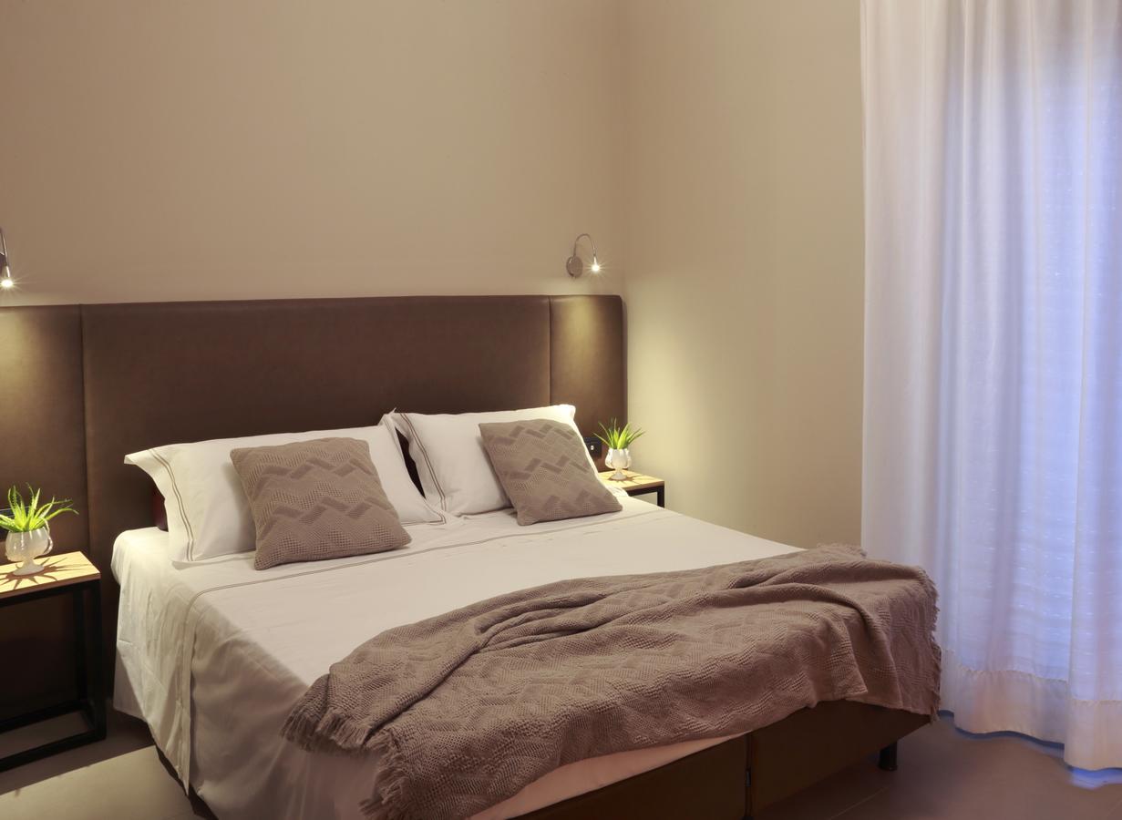 Hotel Aloisi Lecce Esterno foto